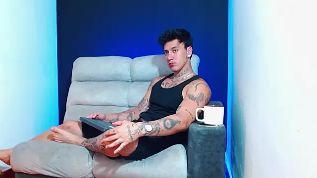 JUSTIN FULLER1 online show from January 15, 2026, 5:45 am