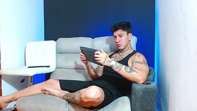 JUSTIN FULLER1 online show from February 28, 2026, 6:42 pm