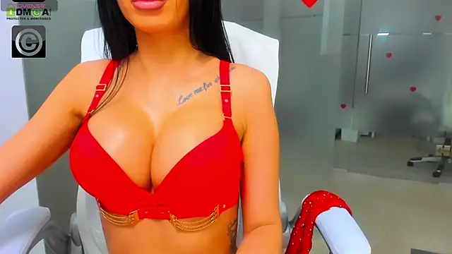 Snapshot of Queenrafaella chatting on February 18, 2026, 3:46 am Queenrafaella online show from February 18, 2026, 3:46 am