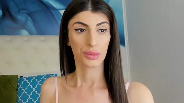 SkinnyDolly online show from January 13, 2025, 8:26 pm