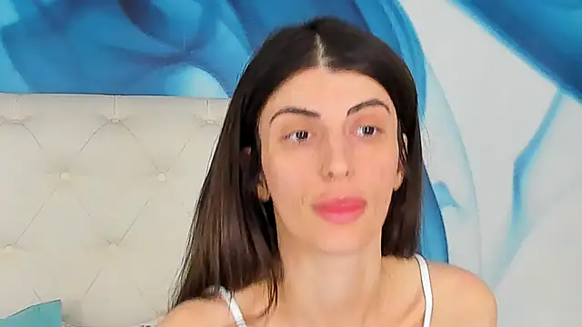 Snapshot of SkinnyDolly chatting on July 9, 2026, 4:49 am SkinnyDolly online show from July 9, 2026, 4:49 am