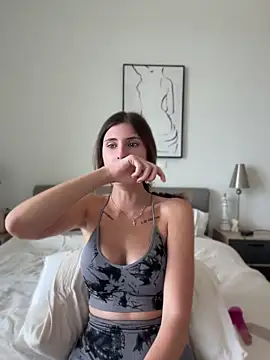 emma05 online show from May 23, 2026, 7:02 am