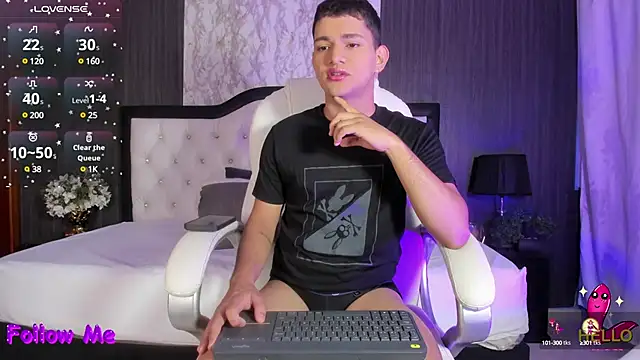 ander deimond  online show from February 3, 2025, 1:08 pm