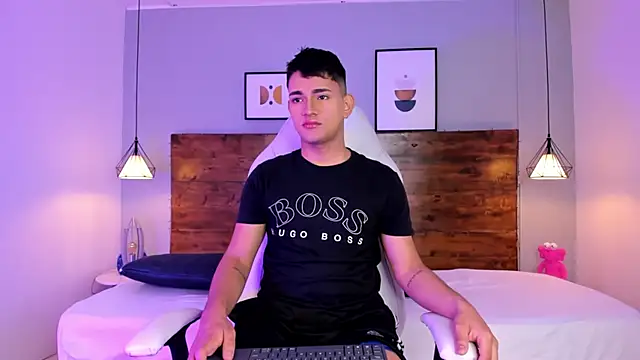 ander deimond  online show from February 10, 2025, 1:22 pm