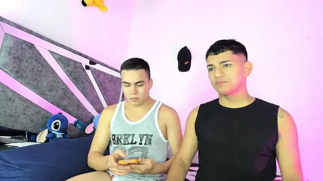 ander deimond  online show from March 14, 2025, 4:21 am