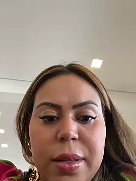 Snapshot of lariic chatting on March 19, 2026, 6:23 pm lariic online show from March 19, 2026, 6:23 pm