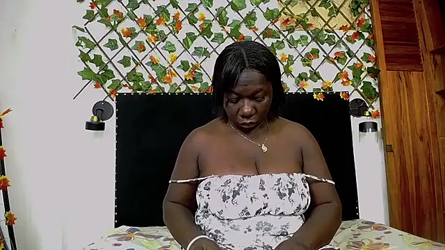 skaysanchez1 online show from February 15, 2026, 12:58 pm