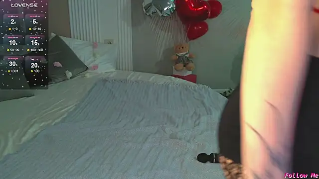 Snapshot of Sky_Eyes_ chatting on March 18, 2025, 11:52 am Sky Eyes online show from March 18, 2025, 11:52 am