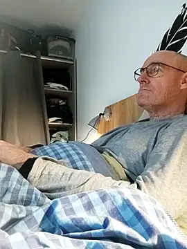 bogland33 online show from February 12, 2026, 6:58 pm