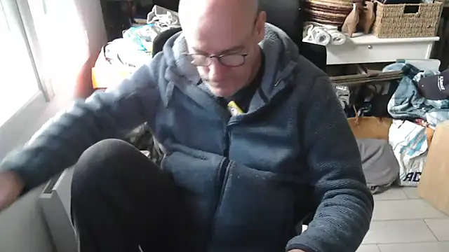 bogland33 online show from February 26, 2026, 12:48 pm