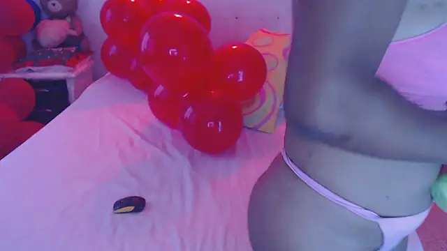 SashaBrianna99 online show from February 6, 2025, 6:46 pm