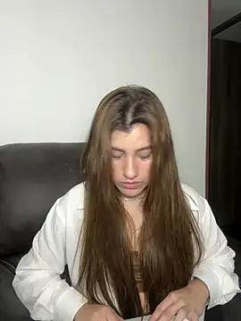 ARITOO  online show from February 10, 2025, 4:41 am