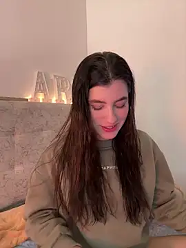 ARITOO  online show from October 18, 2025, 5:32 am