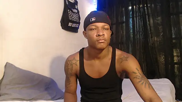 Snapshot of Alid_17 chatting on February 6, 2025, 9:17 pm Alid 17 online show from February 6, 2025, 9:17 pm