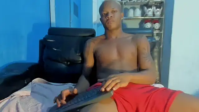 Snapshot of Alid_17 chatting on November 7, 2025, 7:19 am Alid 17 online show from November 7, 2025, 7:19 am