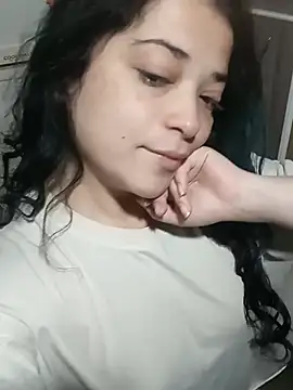 Elvishcassie  online show from May 31, 2026, 11:28 am