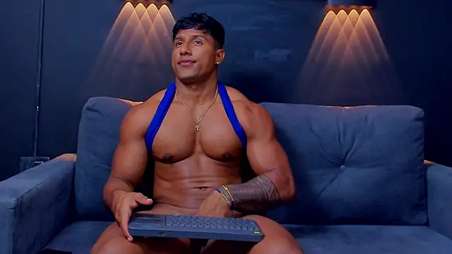 Snapshot of CallumMuscle chatting on March 2, 2025, 10:03 am CallumMuscle online show from March 2, 2025, 10:03 am