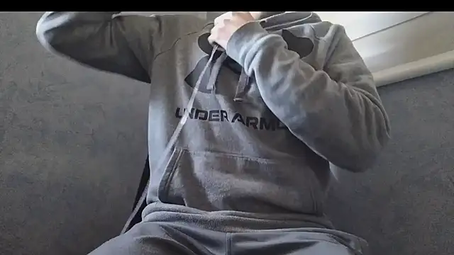 Snapshot of nextdoorneighbor chatting on December 23, 2024, 6:58 pm nextdoorneighbor online show from December 23, 2024, 6:58 pm