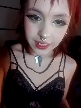 Snapshot of Sweetcatxx chatting on December 9, 2024, 2:02 am Sweetcatxx online show from December 9, 2024, 2:02 am