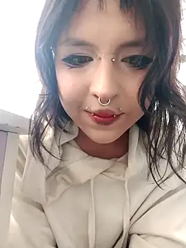 Snapshot of Sweetcatxx chatting on October 4, 2025, 9:46 pm Sweetcatxx online show from October 4, 2025, 9:46 pm