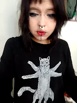 Snapshot of Sweetcatxx chatting on October 27, 2025, 1:59 pm Sweetcatxx online show from October 27, 2025, 1:59 pm