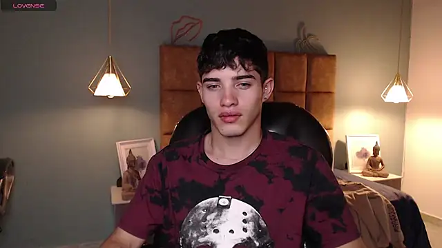 AlejooTwink online show from February 8, 2025, 11:45 pm