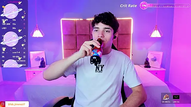 AlejooTwink online show from March 14, 2026, 3:56 am