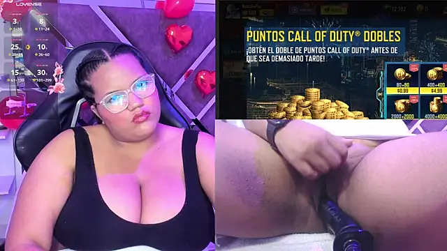 Snapshot of MhiaRey chatting on February 4, 2025, 12:44 pm MhiaRey online show from February 4, 2025, 12:44 pm