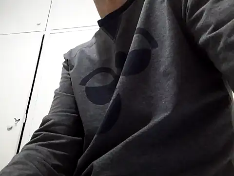 Snapshot of kopgelhadi chatting on December 23, 2024, 6:27 pm kopgelhadi online show from December 23, 2024, 6:27 pm