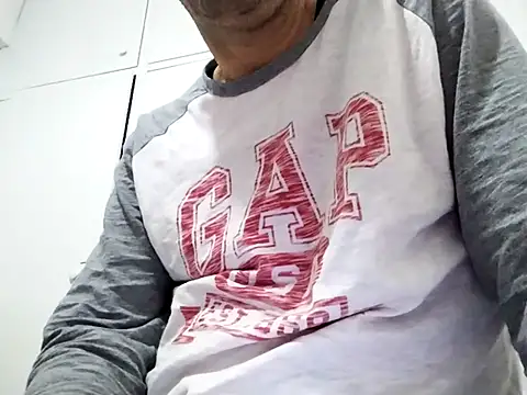 Snapshot of kopgelhadi chatting on December 30, 2024, 7:32 pm kopgelhadi online show from December 30, 2024, 7:32 pm