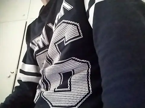 Snapshot of kopgelhadi chatting on February 7, 2025, 1:53 pm kopgelhadi online show from February 7, 2025, 1:53 pm