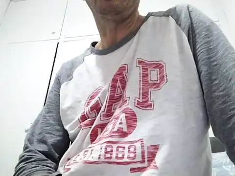 Snapshot of kopgelhadi chatting on February 25, 2025, 10:29 pm kopgelhadi online show from February 25, 2025, 10:29 pm