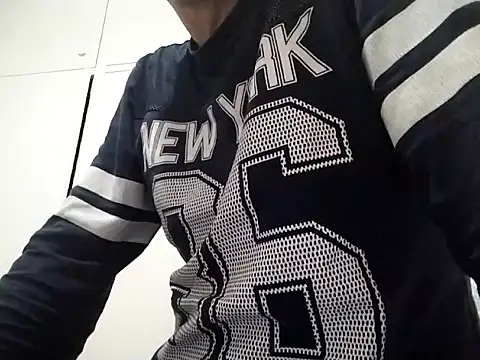 Snapshot of kopgelhadi chatting on March 21, 2025, 5:23 pm kopgelhadi online show from March 21, 2025, 5:23 pm