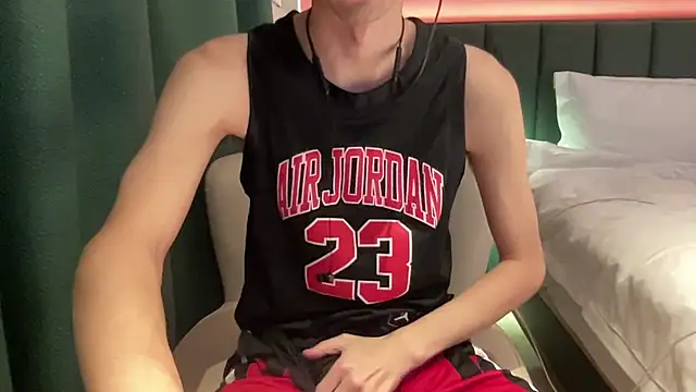 Snapshot of kimkim123123 chatting on February 10, 2025, 3:32 pm kimkim123123 online show from February 10, 2025, 3:32 pm