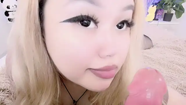 Snapshot of amelia_sunlight chatting on March 17, 2025, 4:19 am amelia sunlight online show from March 17, 2025, 4:19 am