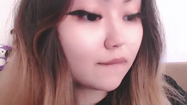 amelia sunlight online show from April 30, 2026, 8:57 pm