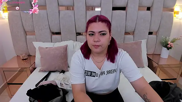 Snapshot of fabi_cortes chatting on December 31, 2024, 2:51 am fabi cortes online show from December 31, 2024, 2:51 am