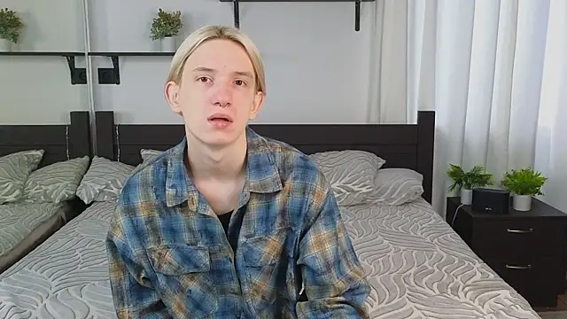 Ron Vils online show from September 18, 2025, 5:42 am