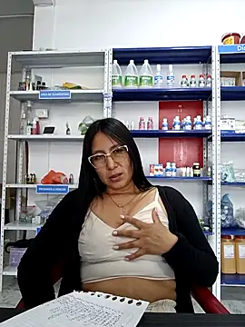 Snapshot of Megan_jennerr chatting on March 16, 2025, 6:12 pm Megan jennerr online show from March 16, 2025, 6:12 pm