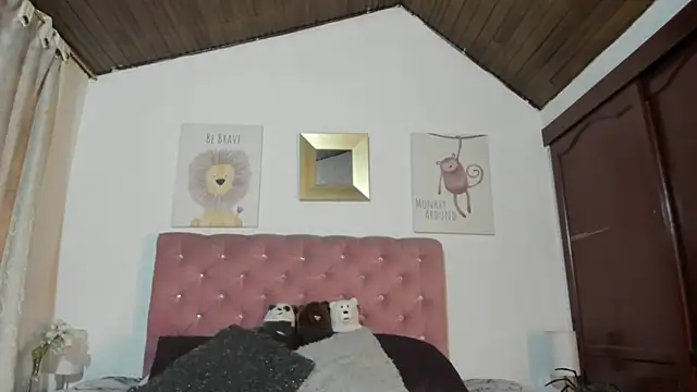 CelessteRedds online show from November 28, 2025, 11:35 am