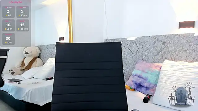 Alice noir online show from January 12, 2025, 12:44 pm