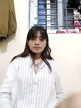 Cool  girl online show from January 16, 2025, 8:03 pm