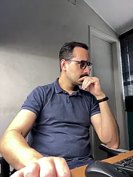 Superdad online show from October 2, 2025, 11:39 am