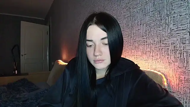 Liana diva online show from November 22, 2025, 5:23 pm