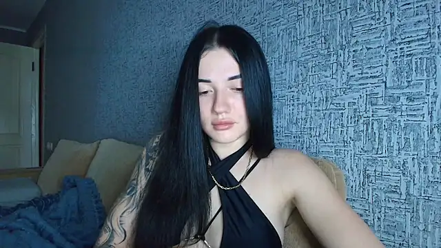 Liana diva online show from February 4, 2026, 2:23 pm