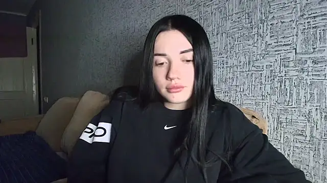 Liana diva online show from February 20, 2026, 4:18 pm