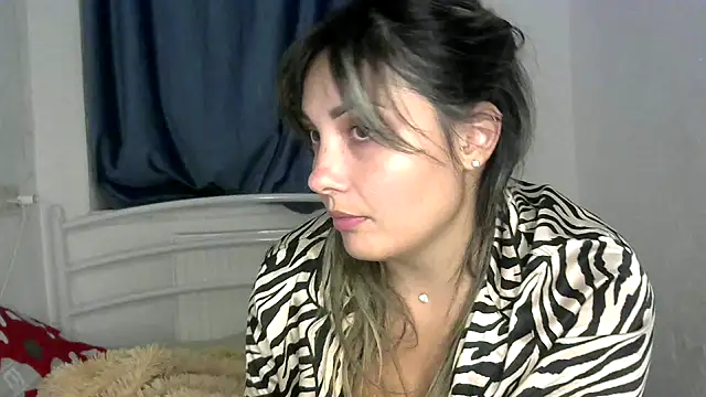 Snapshot of Iskor_ka chatting on October 16, 2025, 8:10 pm Iskor ka online show from October 16, 2025, 8:10 pm