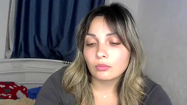 Snapshot of Iskor_ka chatting on October 23, 2025, 8:18 pm Iskor ka online show from October 23, 2025, 8:18 pm