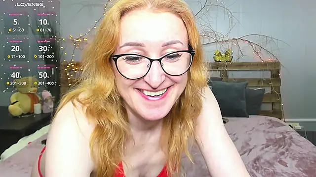 Snapshot of MadissonKiss chatting on March 16, 2025, 5:03 am MadissonKiss online show from March 16, 2025, 5:03 am