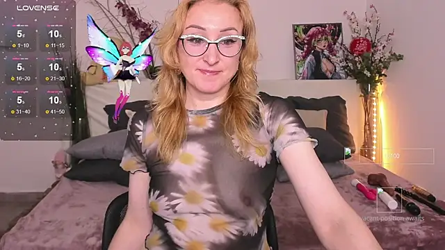 Snapshot of MadissonKiss chatting on September 9, 2025, 1:27 am MadissonKiss online show from September 9, 2025, 1:27 am